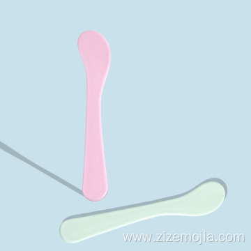 Cosmetic small 15cm cream plastic makeup spoon
